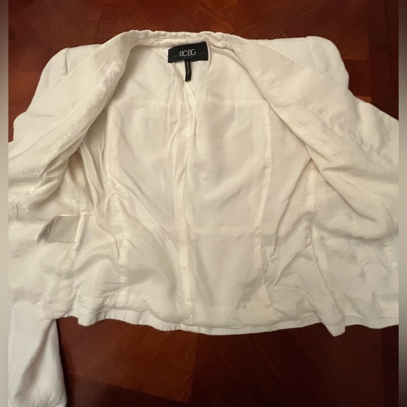 BCBG Blazer White Linen Size 2 - Picture 3 of 5